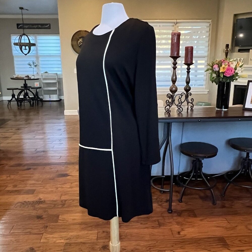 Venus Black Dress Women's Size XL X-Large White Long Sleeves Classic LBD - Picture 2 of 14